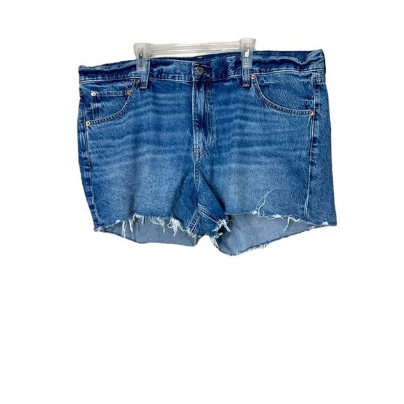 Gap Low Rise‎ Stride Jean Shorts Size 34/18 - Picture 1 of 7
